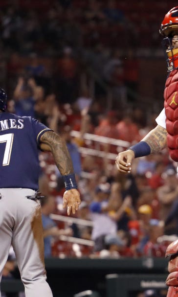 Eighth-inning miscues result in Cardinals' 6-4 loss to Brewers